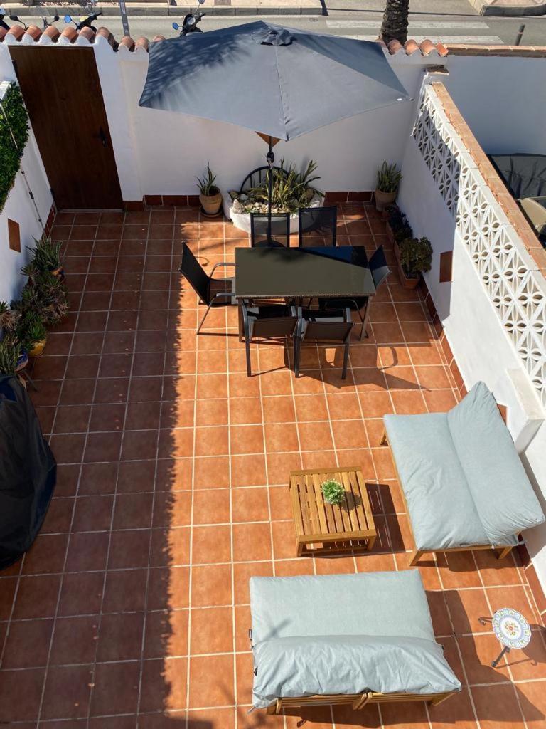 Casa De Las Palmeras 베날마데나코스타 외부 사진